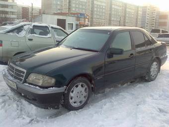 1996 Mercedes-Benz C-Class Pictures