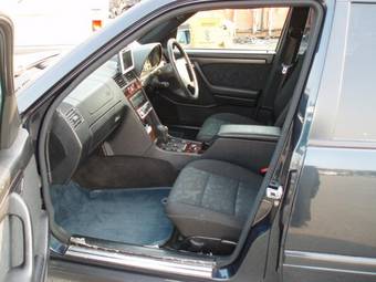1996 Mercedes-Benz C-Class Pictures