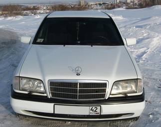 1996 Mercedes-Benz C-Class Photos