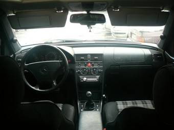 1996 Mercedes-Benz C-Class Photos