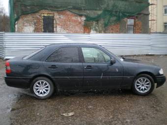 1996 Mercedes-Benz C-Class Pictures