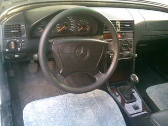 1996 Mercedes-Benz C-Class Photos