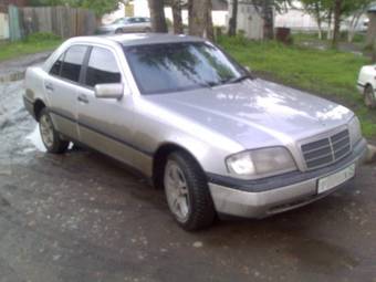1996 Mercedes-Benz C-Class Pictures