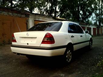 1996 Mercedes-Benz C-Class Pictures