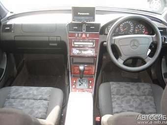 1997 Mercedes-Benz C-Class Pictures