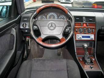 1997 Mercedes-Benz C-Class Pictures