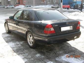 1997 Mercedes-Benz C-Class Pictures
