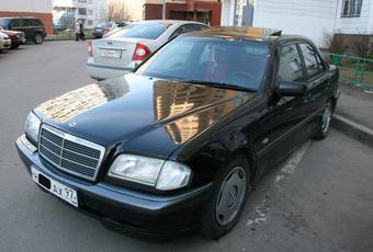 1997 Mercedes-Benz C-Class Pictures