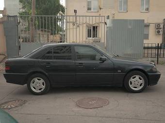 1997 Mercedes-Benz C-Class Pics