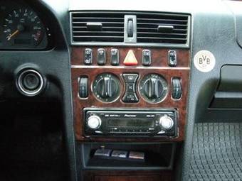 1997 Mercedes-Benz C-Class Photos