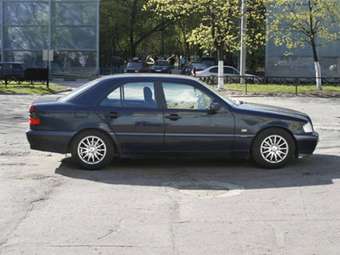 1998 Mercedes-Benz C-Class Images