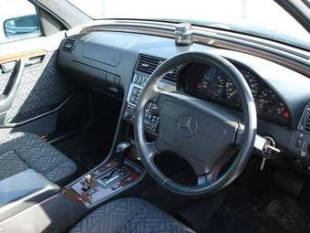 1998 Mercedes-Benz C-Class Photos