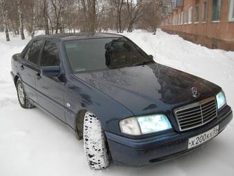 1998 Mercedes-Benz C-Class Pictures