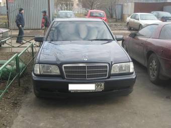 1998 Mercedes-Benz C-Class Pictures