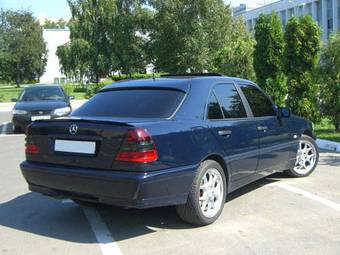 1998 Mercedes-Benz C-Class Pictures