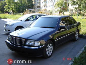 1998 Mercedes-Benz C-Class Pictures