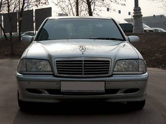 1998 Mercedes-Benz C-Class Pictures