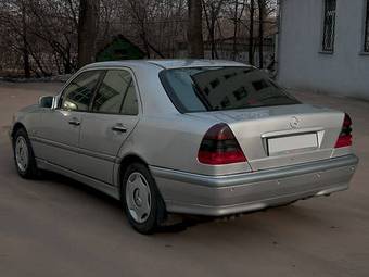 1998 Mercedes-Benz C-Class Pictures
