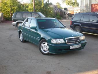 1998 Mercedes-Benz C-Class Photos