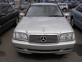 1998 Mercedes-Benz C-Class Pictures