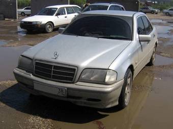 1998 Mercedes-Benz C-Class Photos