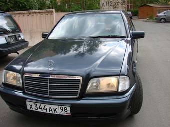 1998 Mercedes-Benz C-Class Pictures