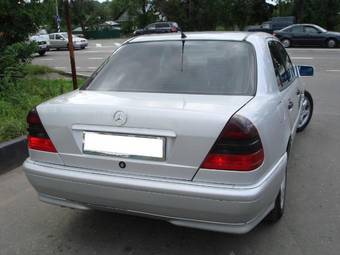 1998 Mercedes-Benz C-Class Pictures