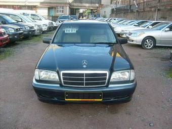 1998 Mercedes-Benz C-Class Pictures