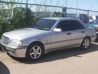 1998 Mercedes-Benz C-Class Pictures