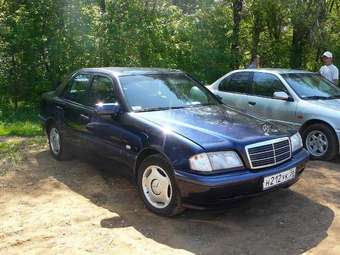 1999 Mercedes-Benz C-Class Pictures