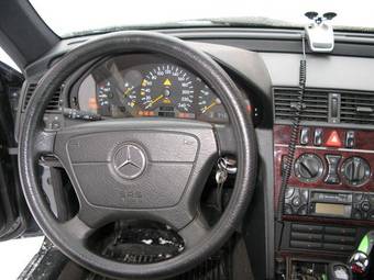 1999 Mercedes-Benz C-Class Pictures