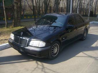 1999 Mercedes-Benz C-Class Pictures