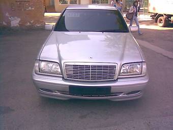 1999 Mercedes-Benz C-Class Pictures