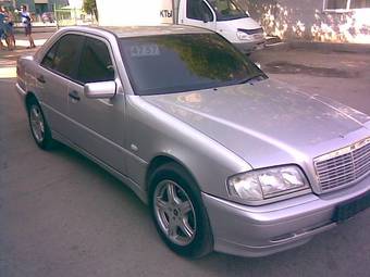 1999 Mercedes-Benz C-Class Pics