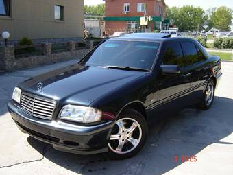 1999 Mercedes-Benz C-Class Photos