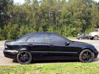 2000 Mercedes-Benz C-Class Photos