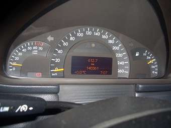 2000 Mercedes-Benz C-Class Pics