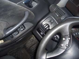 2000 Mercedes-Benz C-Class Photos