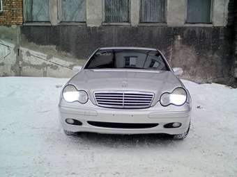 2000 Mercedes-Benz C-Class Photos