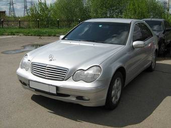 2000 Mercedes-Benz C-Class Photos
