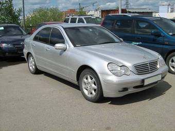 2000 Mercedes-Benz C-Class Photos