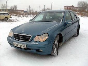 2000 Mercedes-Benz C-Class Pictures