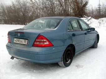 2000 Mercedes-Benz C-Class Pictures