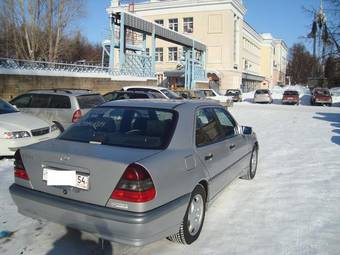 2000 Mercedes-Benz C-Class Pictures