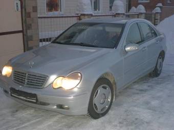 2000 Mercedes-Benz C-Class Photos