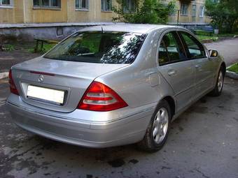 2000 Mercedes-Benz C-Class Photos