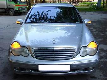 2000 Mercedes-Benz C-Class Photos