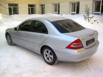 2000 Mercedes-Benz C-Class Photos