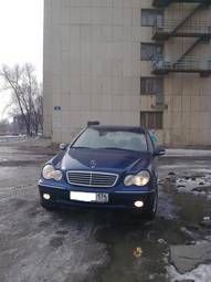 2000 Mercedes-Benz C-Class Pictures