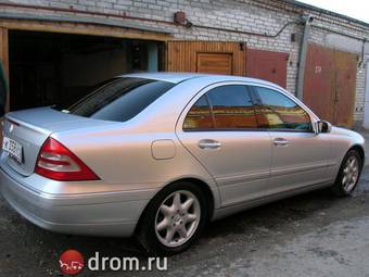 2000 Mercedes-Benz C-Class Photos
